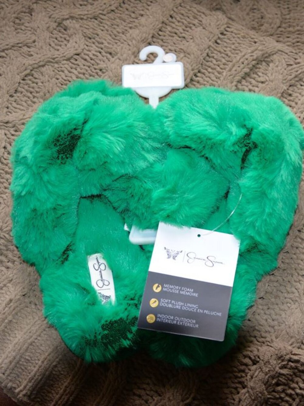 NWT Jessica Simpson Green Plush Cross-band Slide Slipper (Size 7-8)
